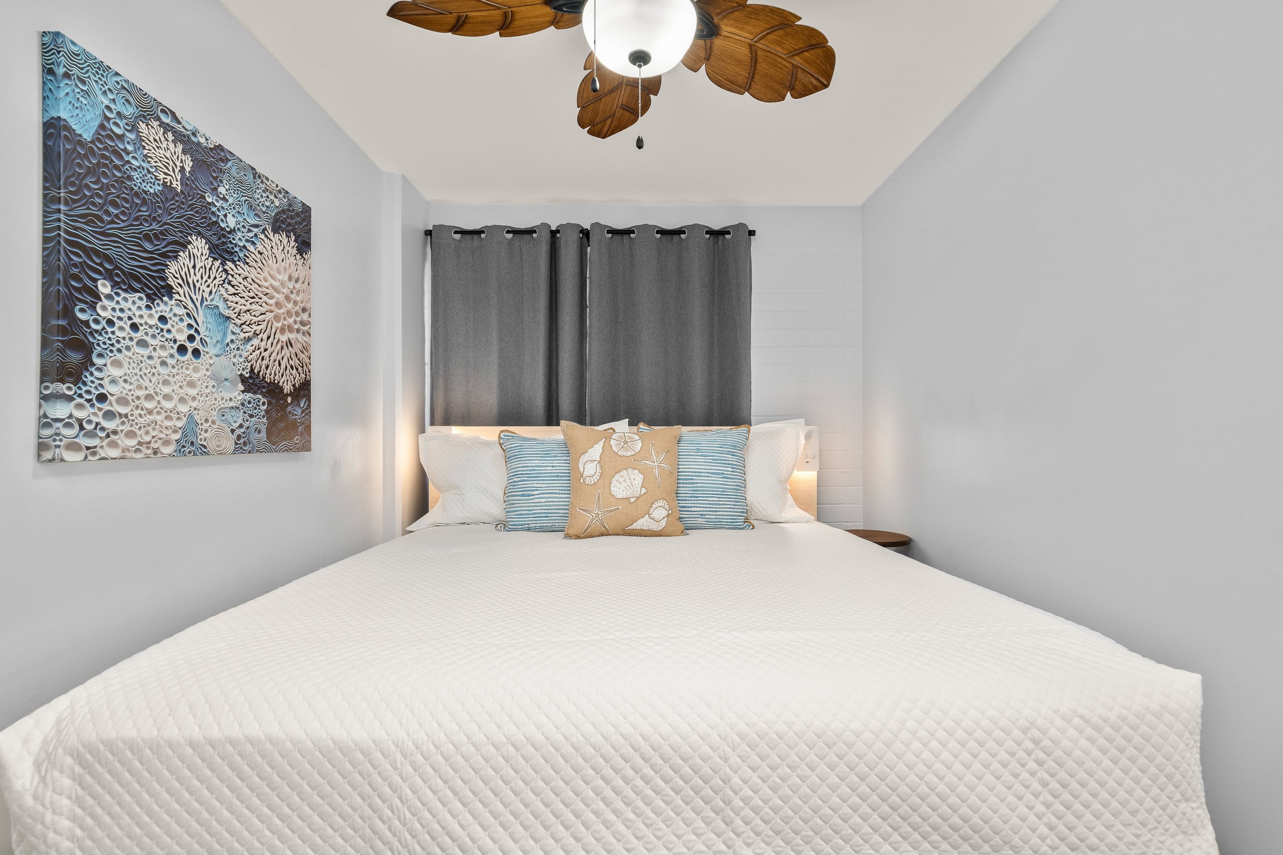 Condo in Honolulu · ★4.44 · 2 bedrooms · 4 beds · 1 bath - Image 22