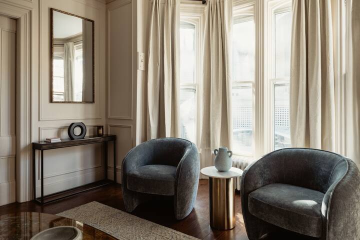 The Grand Victorian • 4 Bed – Brown Uni • RISD gallery image 4