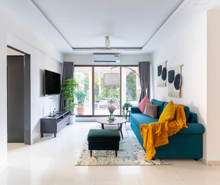 Posh 3BHK Apartment Near Apollo Hospital -2