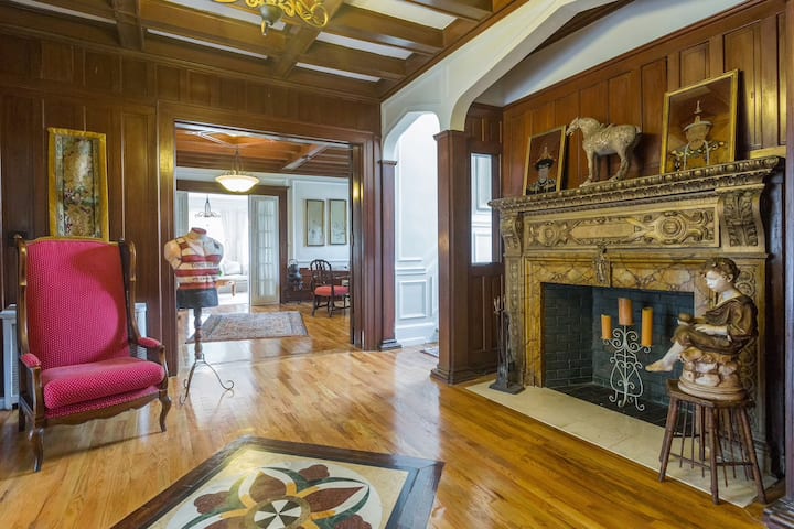 Long Beach Historic Beach Home - Long Beach, NY