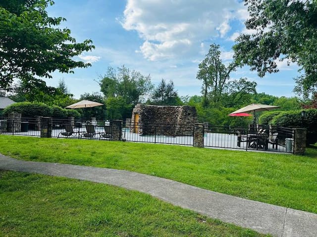 Tremont Lodge managed Airbnb listing 3