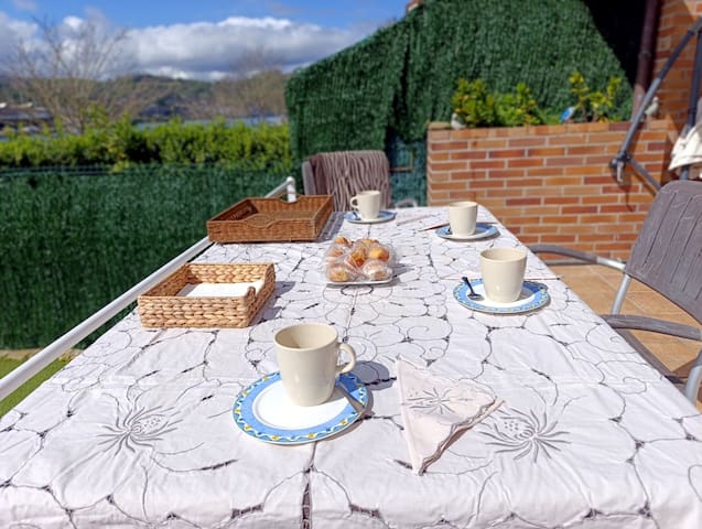 Adosado con terrazas en Orio ESS03566 gallery image 2