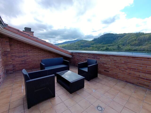 Adosado con terrazas en Orio ESS03566 gallery image 4