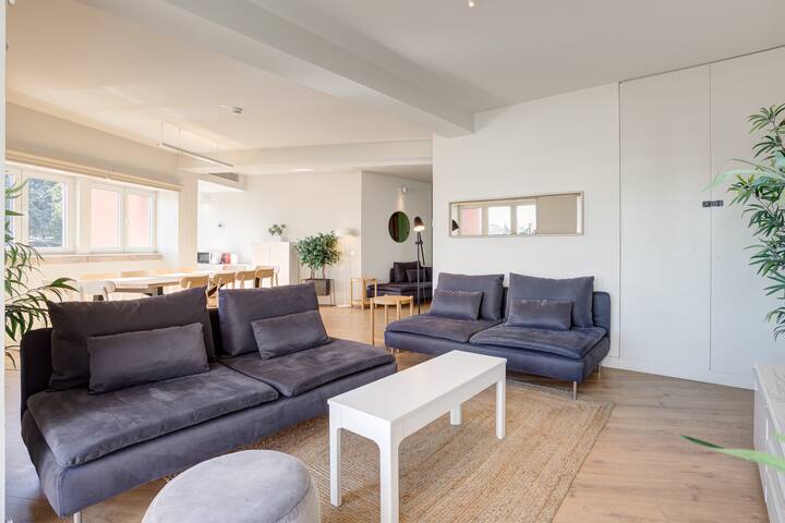 Home Out- Apartment w/8 Suite at Marquês de Pombal gallery image 3