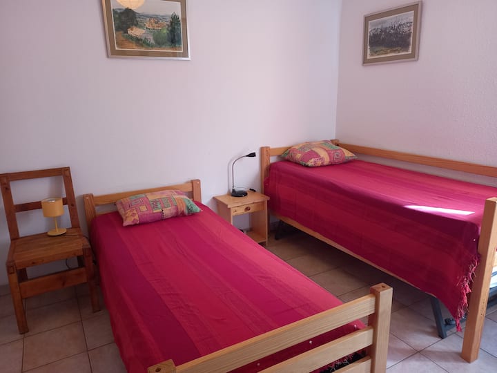 bedroom 2
