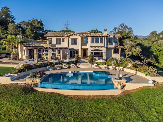 Soquel Villa | infinity pool, spa & movie theater