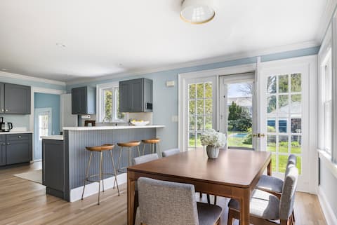 Southampton Village Escape