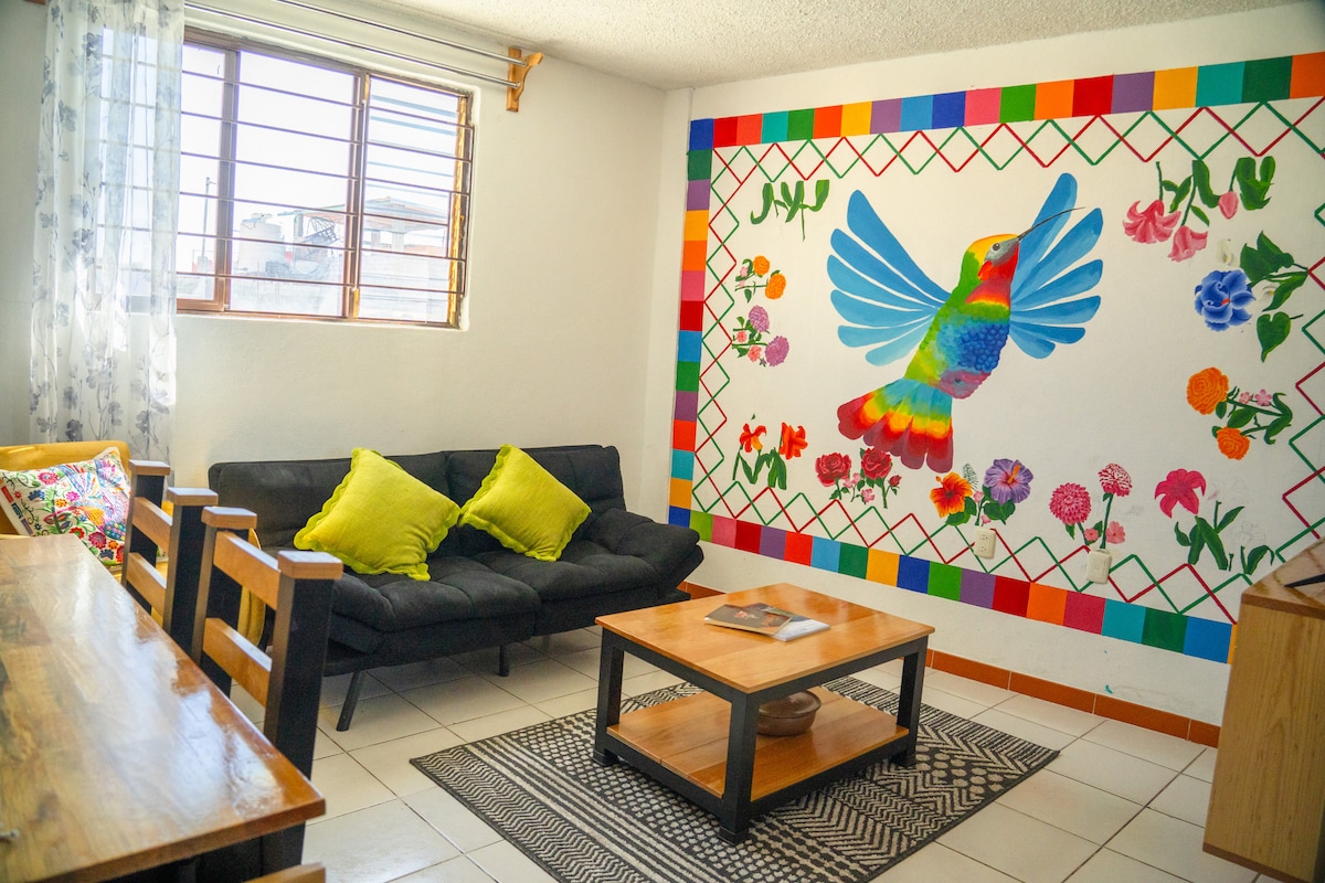 Top Airbnb: Terrace, laundry, AC, 2 bedroom Depto. in Santa Lucía Del Camino