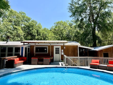 Pool+Hot Tub+Games in KeystoneHeights~Pet Friendly