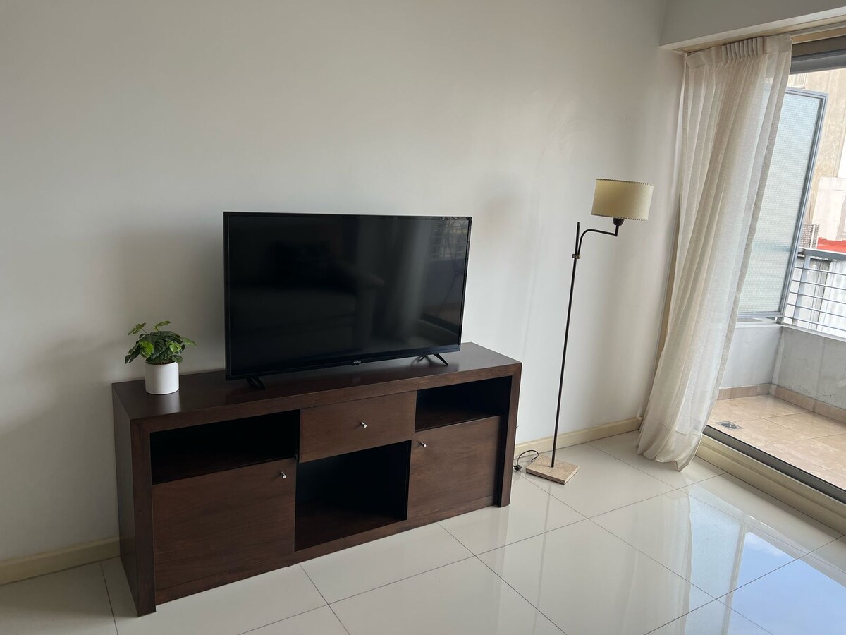 Apartamento de 2 ambientes com 1 quarto e varanda em Recoleta