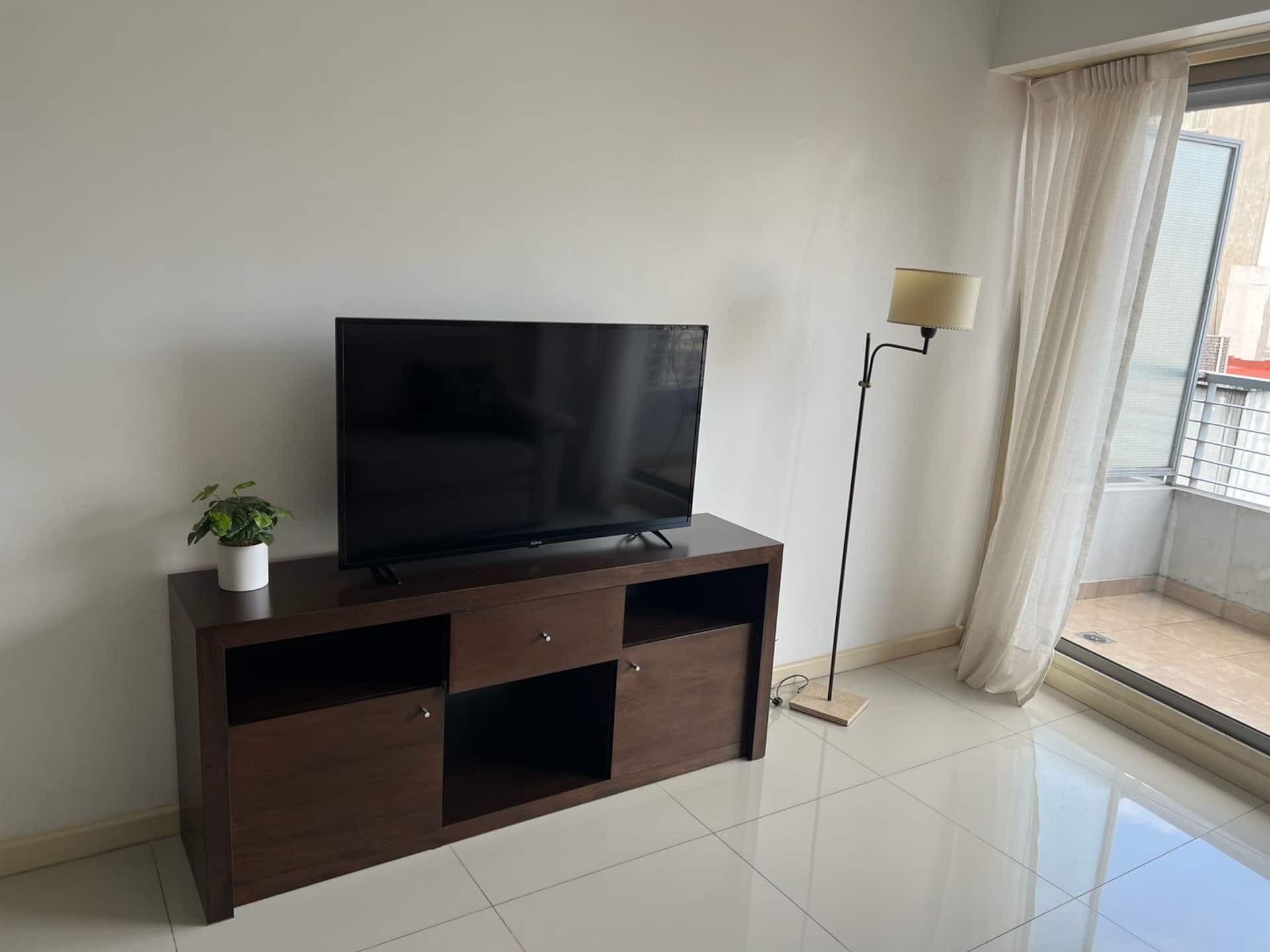Apartamento de 2 ambientes com 1 quarto e varanda em Recoleta