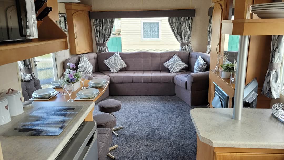 Top performing Airbnb: Spacious Yew Tree Caravan in Chapel St. Leonards