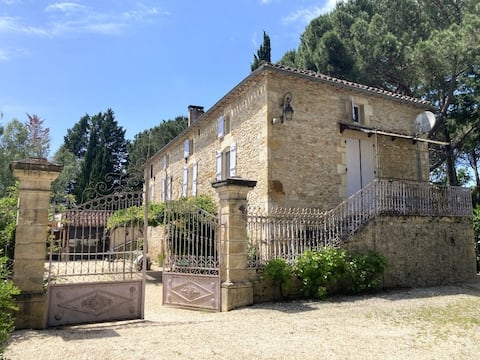 La Buissière "La Maison" 10 people, private pool