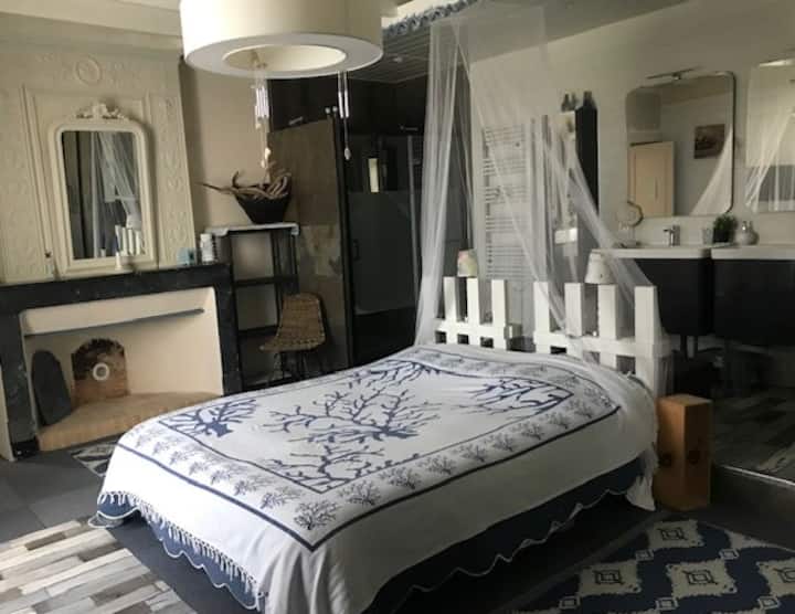 Chambre D' Hôtes - 2 Nuits - Semaine - Mois - Lesparre-Médoc