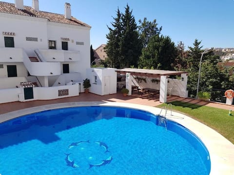Propiedad de Airbnb exitosa: Modern 2 bedroom Holiday Dream with pools en Benalmádena