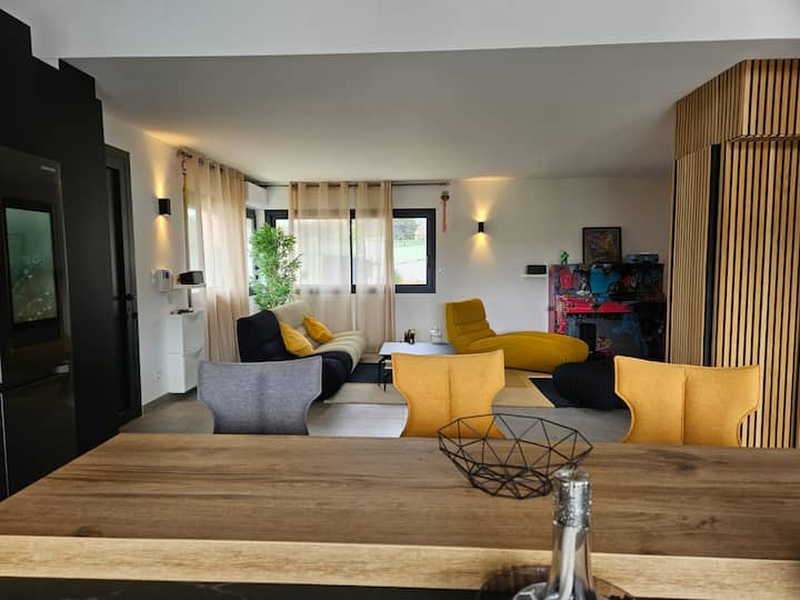 Villa Familiale Climatisée Avec Piscine & Jardin - Sanary-sur-Mer