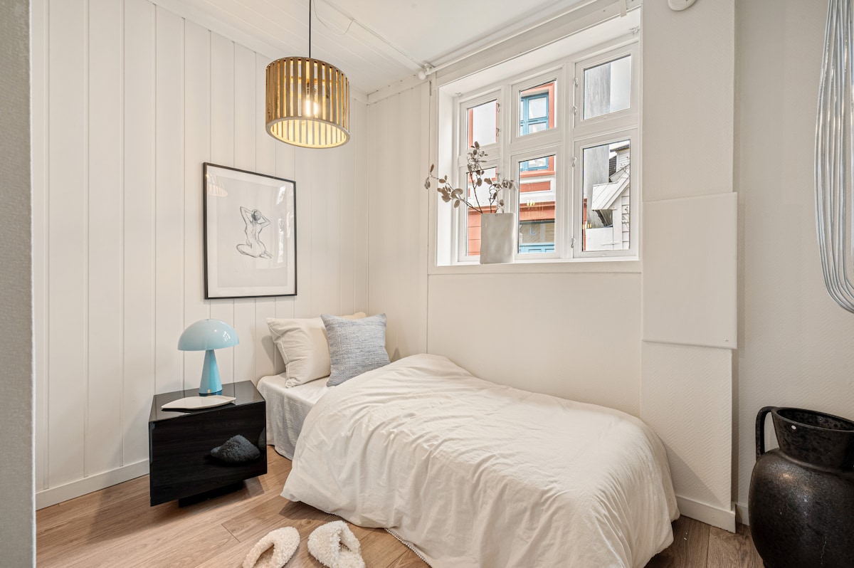 Ова е една од спалните соби на 1 кат(стан 1)