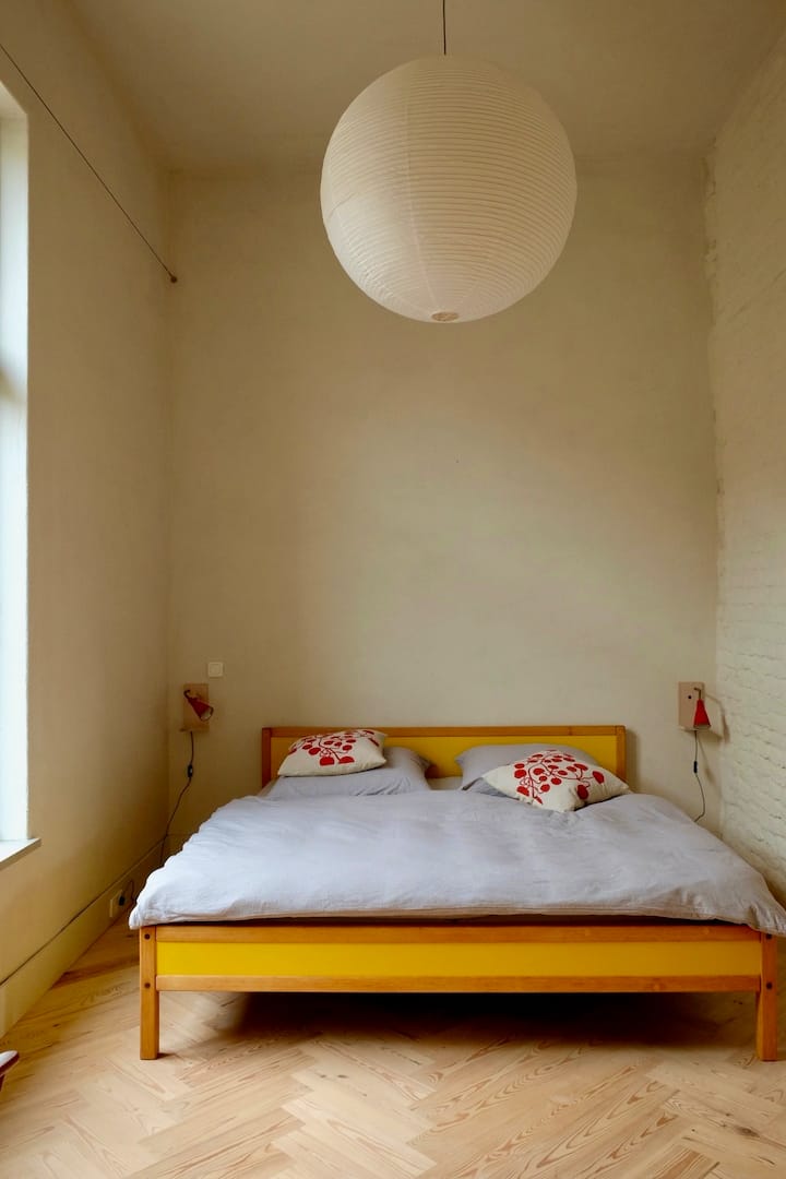 Schlafzimmer 1