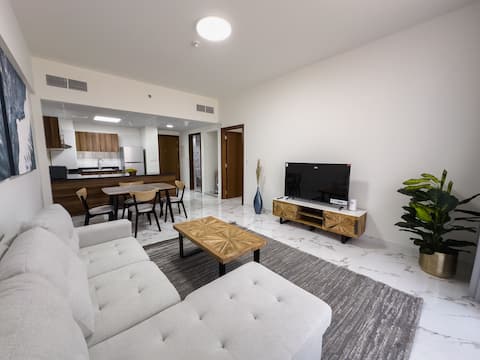 Marina Al Hamra One Bedroom Deluxe Apartment