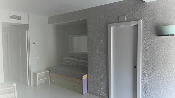 Beautiful Ground Floor Flat - La Pineda