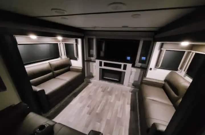 غرفة المعيشة