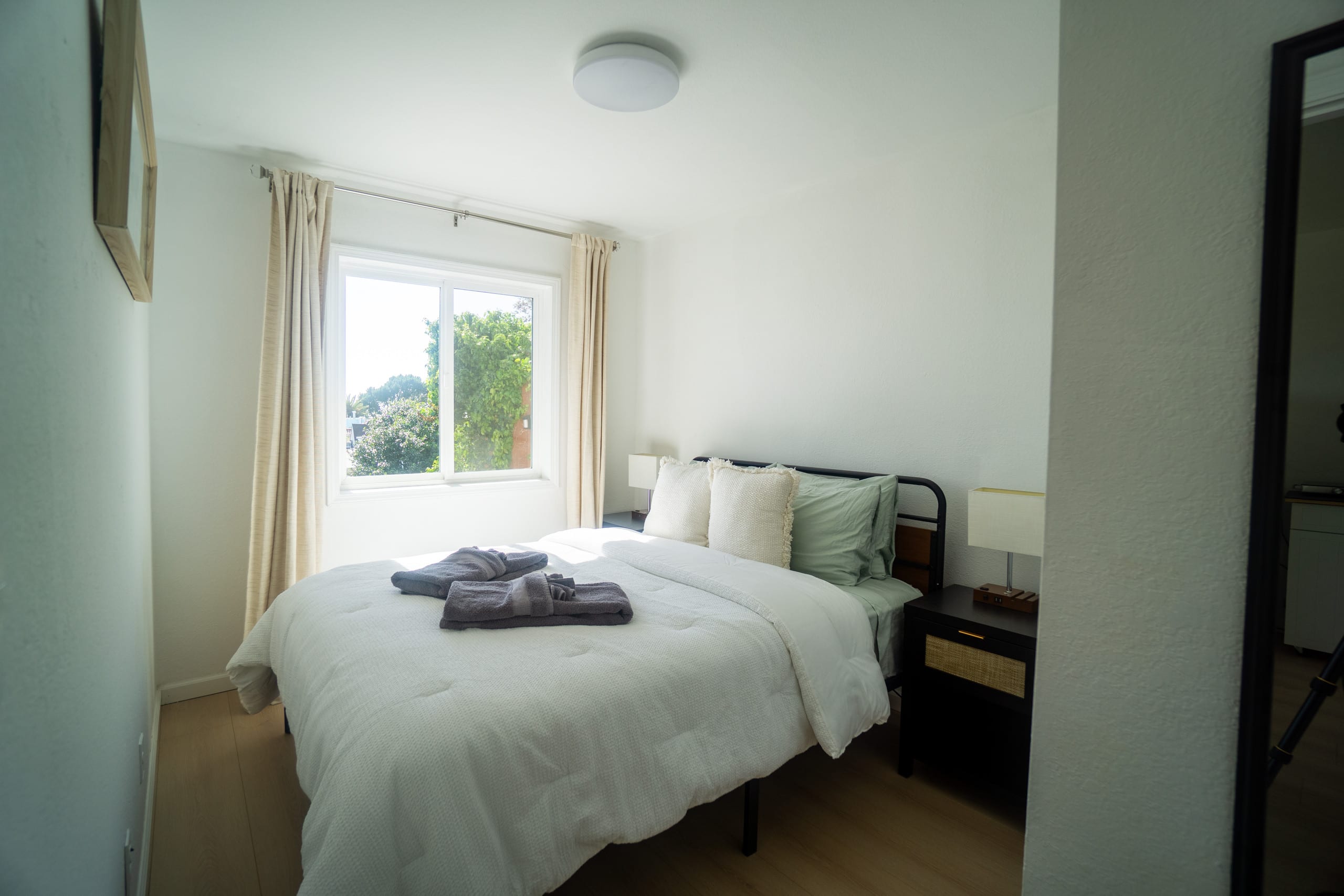 Guesthouse in San Francisco · ★4.9 · 2 bedrooms · 2 beds · 1 bath - Image 4
