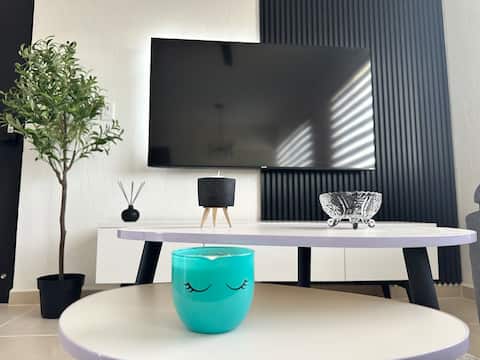 Successful Airbnb property: Apartment with Roof minutes from Airport and Maya Train in Supermanzana 341