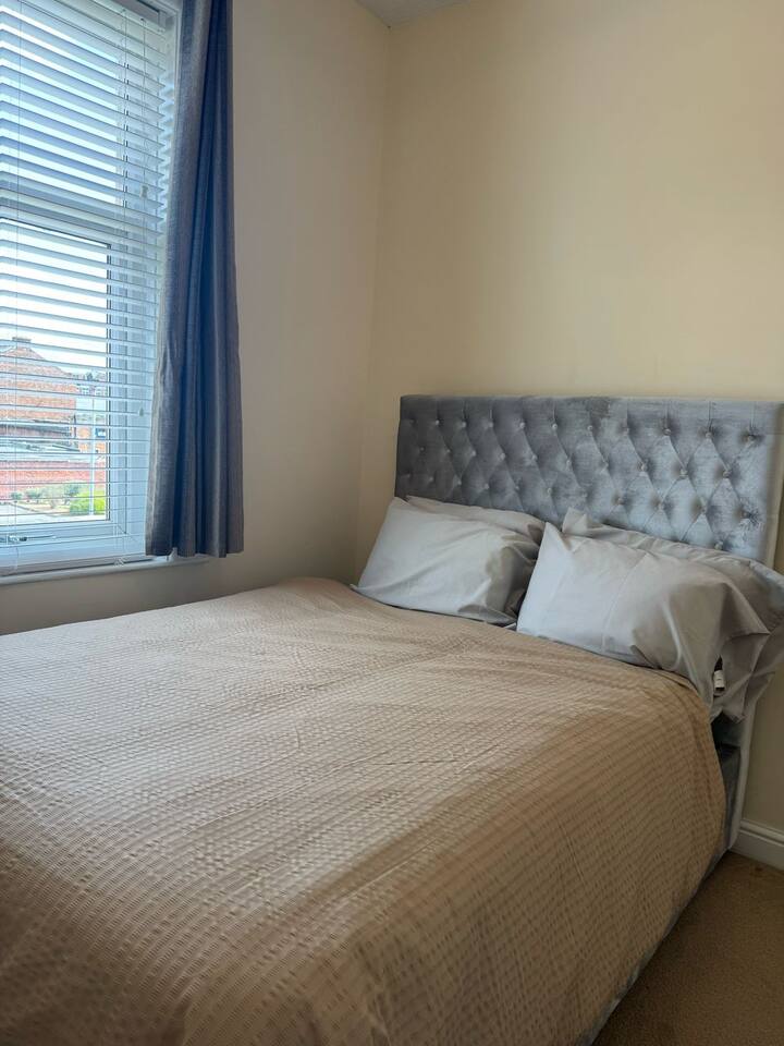 غرفة النوم 1