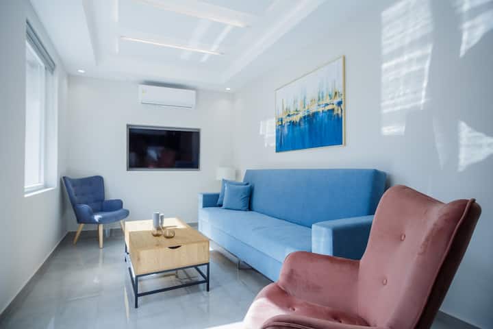 Mythical Blue Thalatta - Apartment In Town - Zante