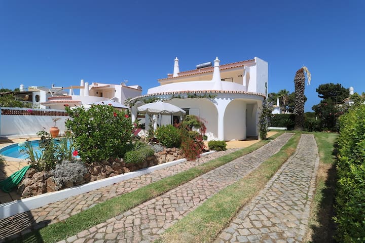 Formula Holiday Rentals managed Airbnb listing 1
