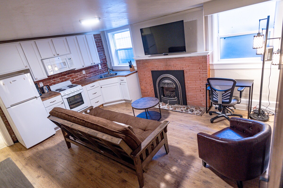 Top Airbnb: Urban Mansion Oasis 1BR Apt in Cheesman Park