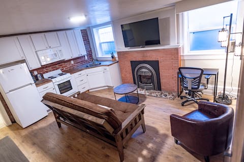 Top Airbnb: Urban Mansion Oasis 1BR Apt in Cheesman Park