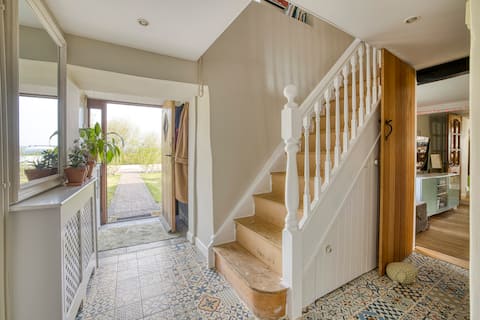 Chic 5 bed home near Glastonbury