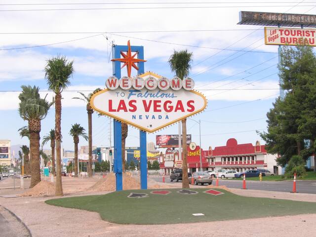 Wyndham Grand Desert (3 bed 2 bath)