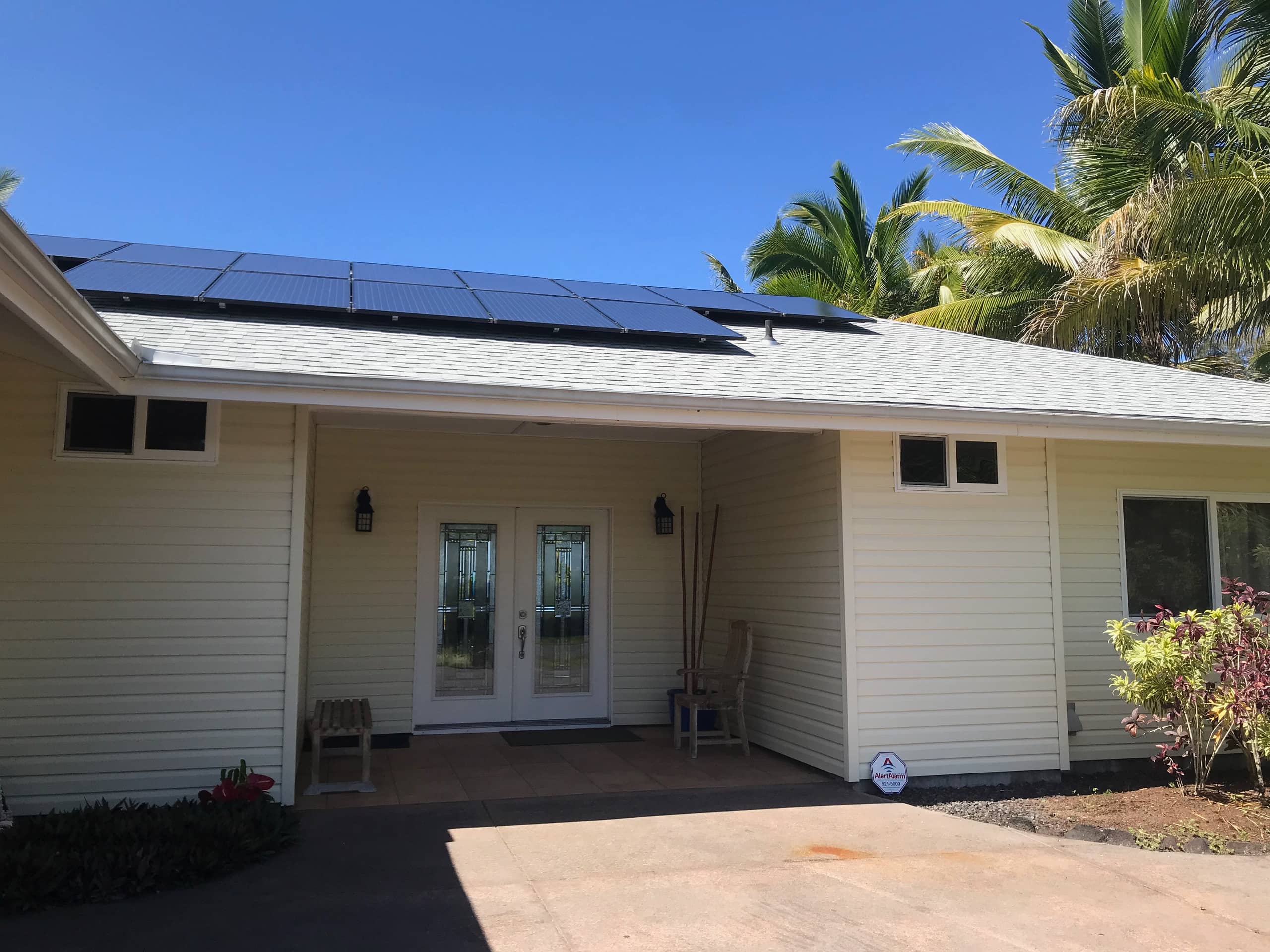 Home in Keaau · ★4.94 · 3 bedrooms · 3 beds · 2 baths - Image 8