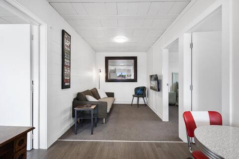 Bunker 2 "Urban meets Rustic"