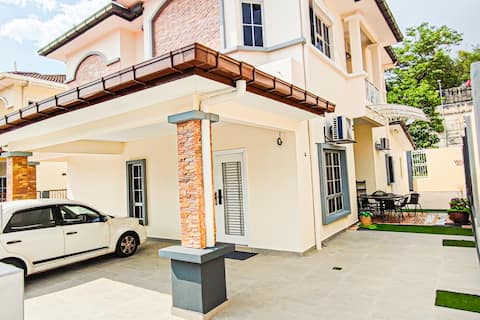 29U Modern Home Kajang 30Pax / 5-Bedroom BBQ/Event