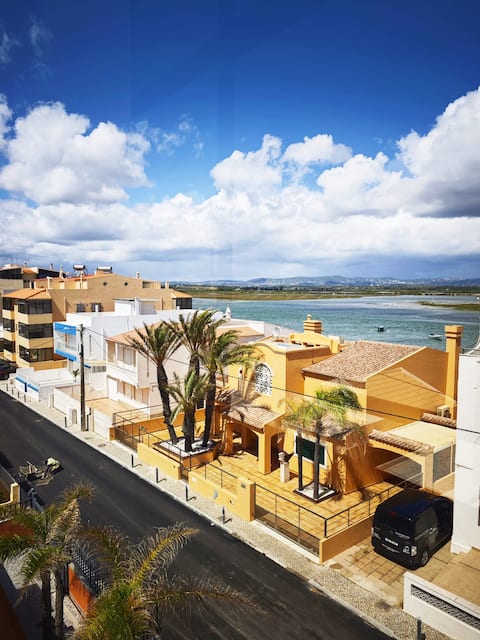 Anúncio popular: _PaulyaApt! Faro Beach, few steps from Ocean! em Montenegro