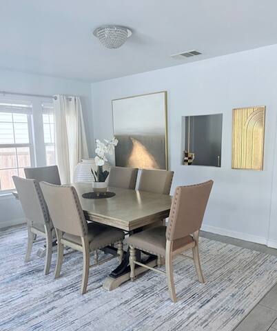 Blue House ATX gallery image 5