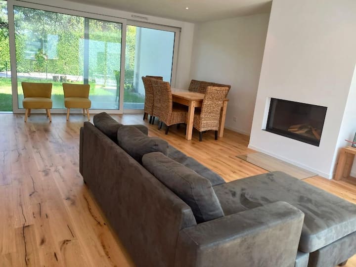 Private Modern House With Garden - Geneva