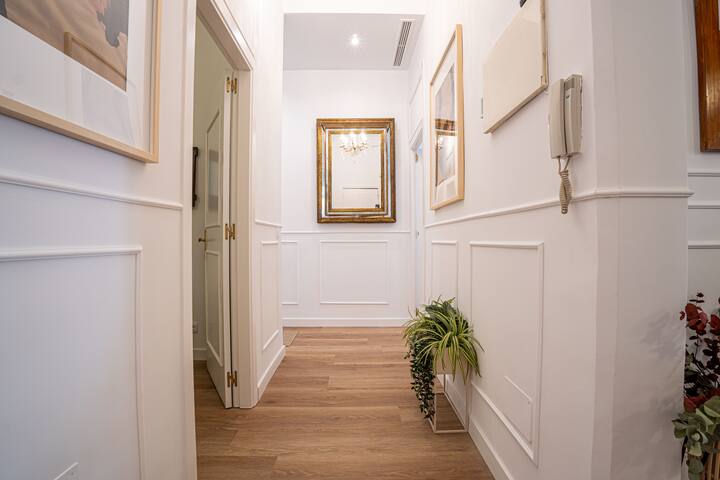 Luxury Malasaña by Hogar4 gallery image 3