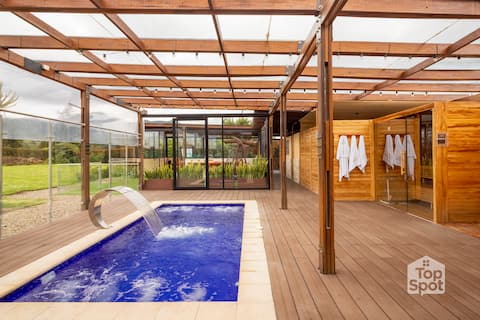 Amazing TopSpot® with Private Spa in Tenjo!