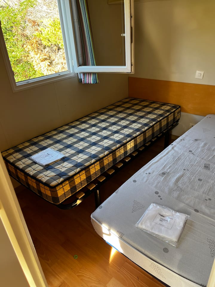 Mobil-home Tout Confort Au Cœur Du Luberon - Sénas
