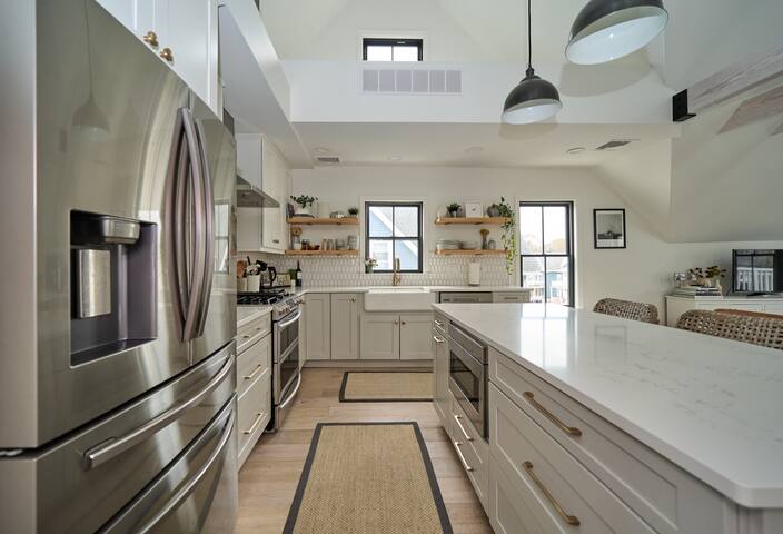 Renovated Town Home near Brown/RISD gallery image 4