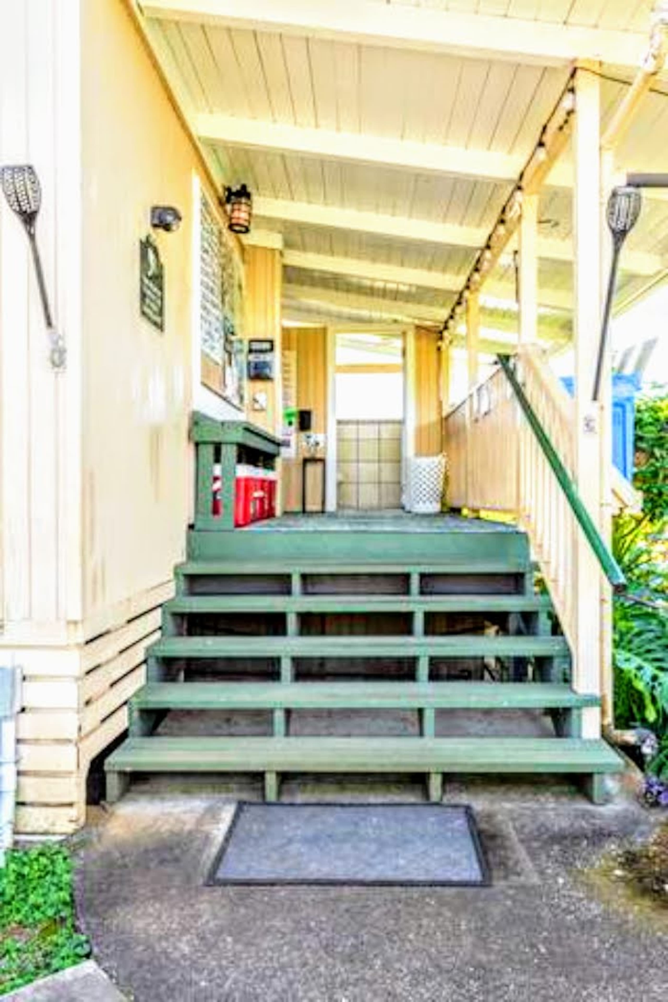 Home in Pepeekeo · ★5.0 · 1 bedroom · 1 bed · 3 shared baths - Image 34