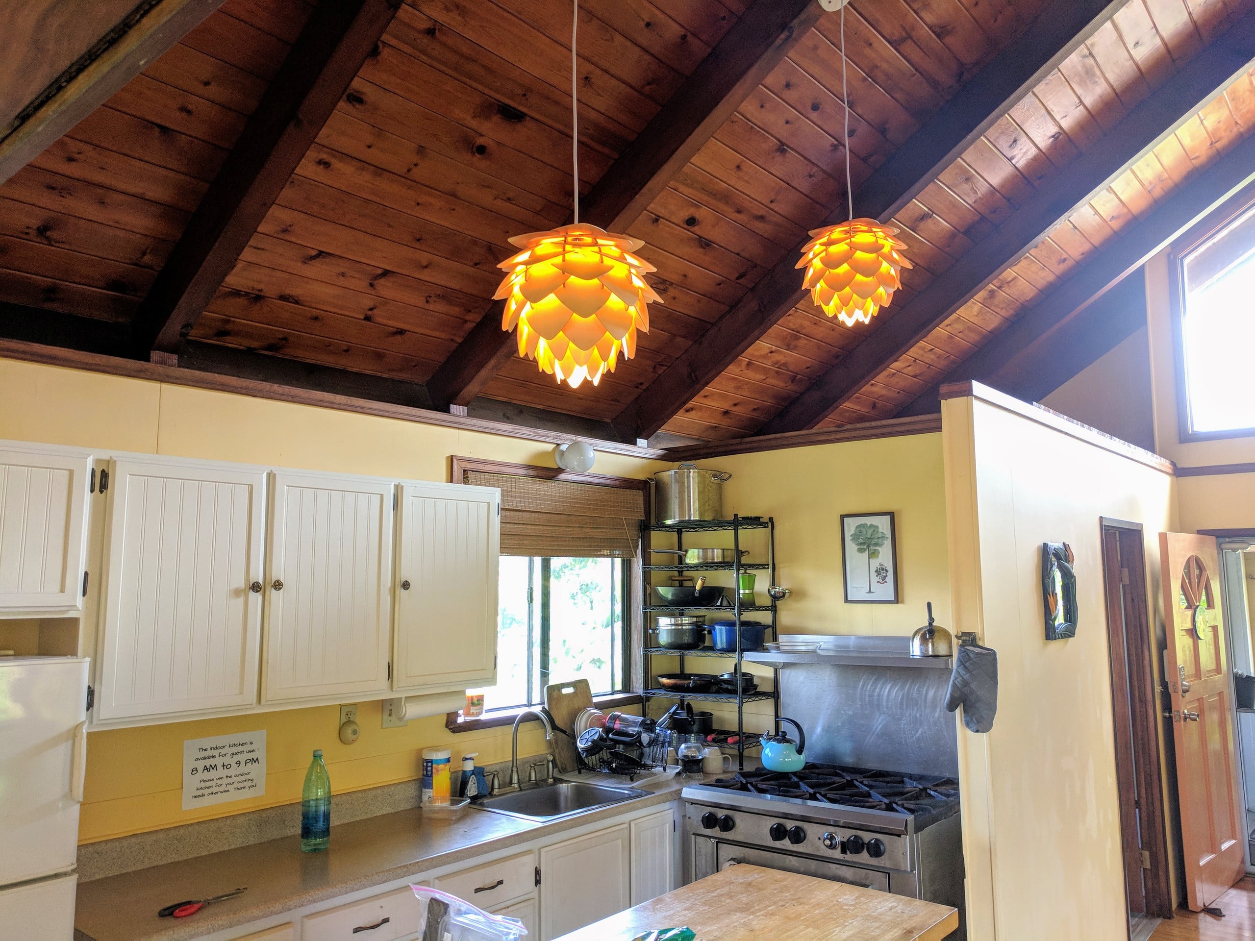 Home in Pepeekeo · ★5.0 · 1 bedroom · 1 bed · 3 shared baths - Image 5