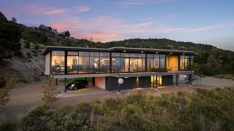 Dream Home, Full Gym Amazing Views, Full Kitchen