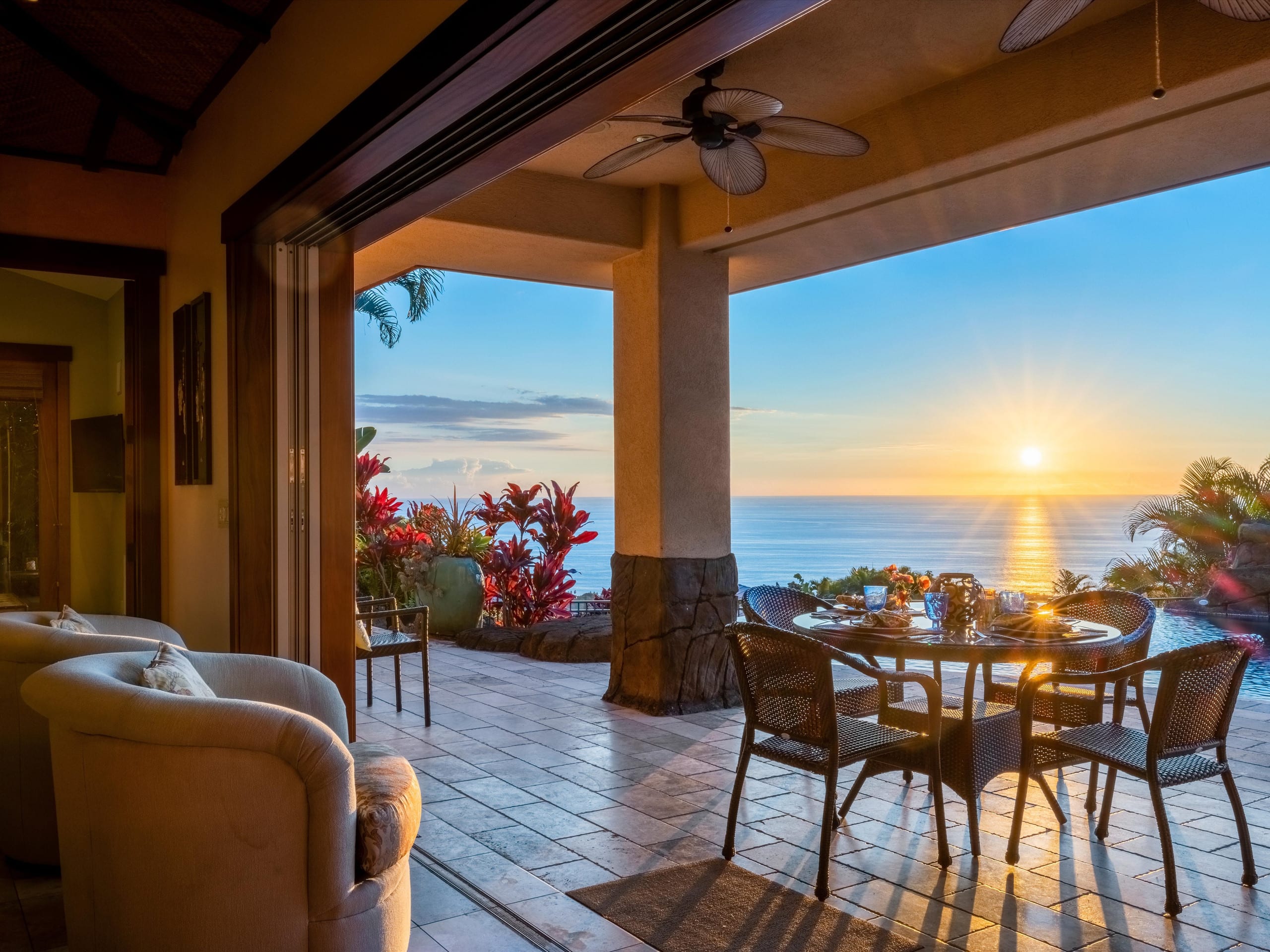 Home in Kailua-Kona · ★4.94 · 3 bedrooms · 3 beds · 3 baths - Image 12
