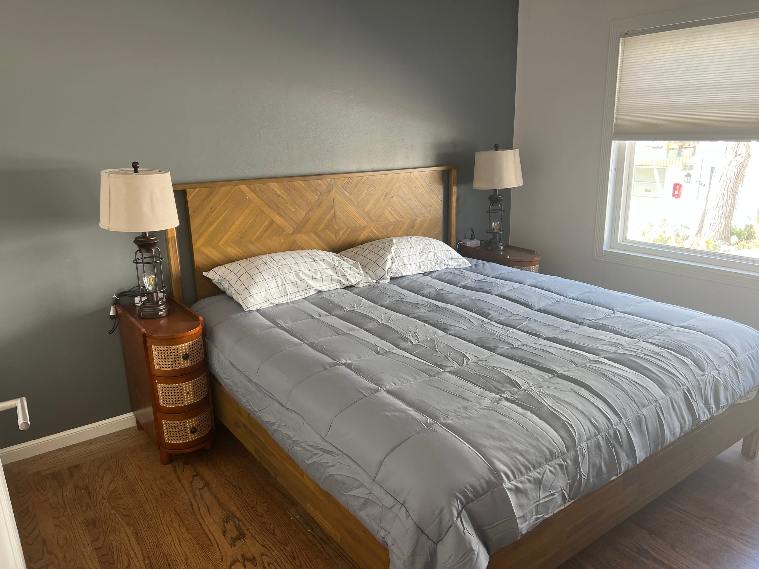 Home in San Francisco · ★4.71 · 2 bedrooms · 2 beds · 1 bath - Image 4