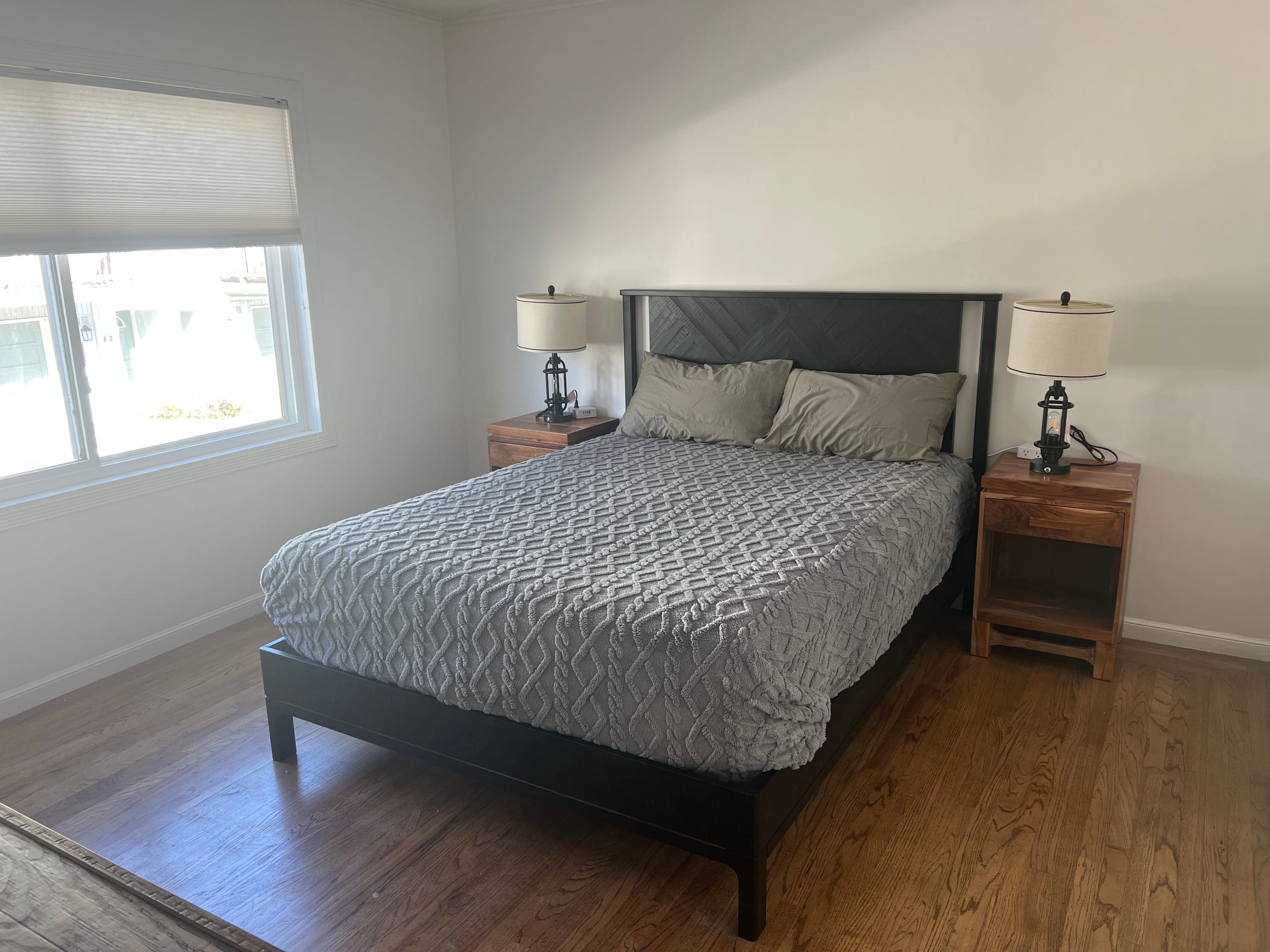 Home in San Francisco · ★4.71 · 2 bedrooms · 2 beds · 1 bath - Image 5